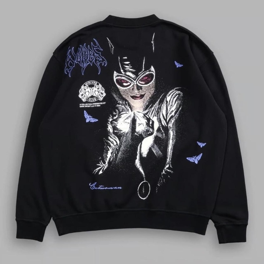 Darc Sport Batman Catwoman  Crewneck Sweatshirt size XL New‎